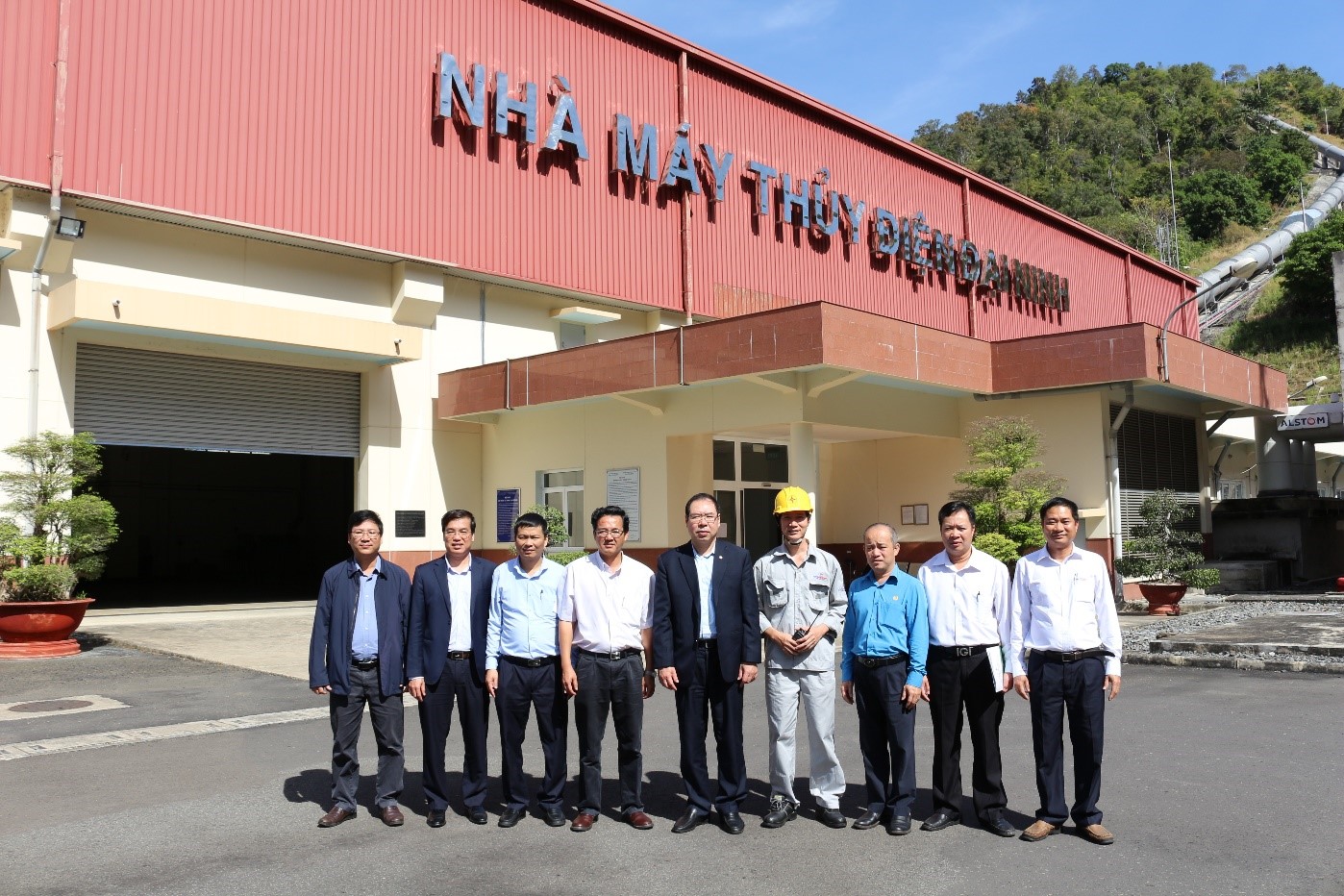 CÔNG ĐOÀN ĐIỆN LỰC VIỆT NAM  THĂM HỎI VÀ ĐỘNG VIÊN TẬP THỂ CNVCLĐ CÔNG TY THỦY ĐIỆN ĐẠI NINH NHÂN DỊP TẾT TÂN SỬU NĂM 2021